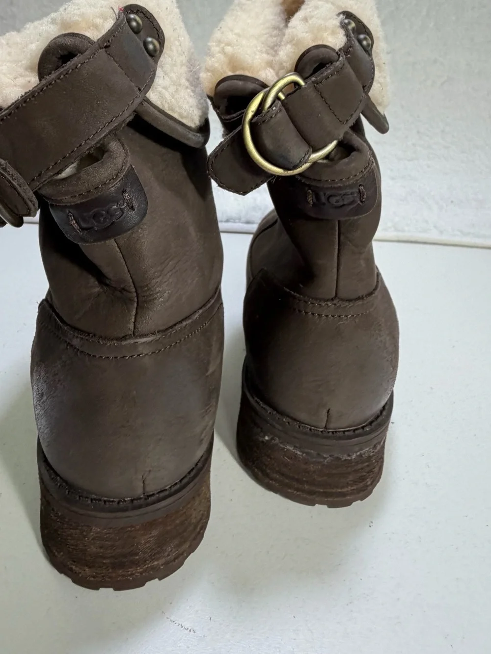UGG Aldon Leather Wool Cuff Boots Stout Brown Women’s Size 8 winter boots